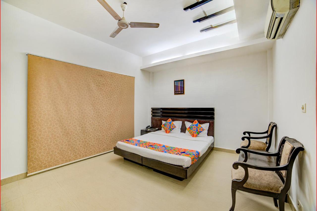 Fabhotel Exotica Greenpark Нью-Дели Экстерьер фото