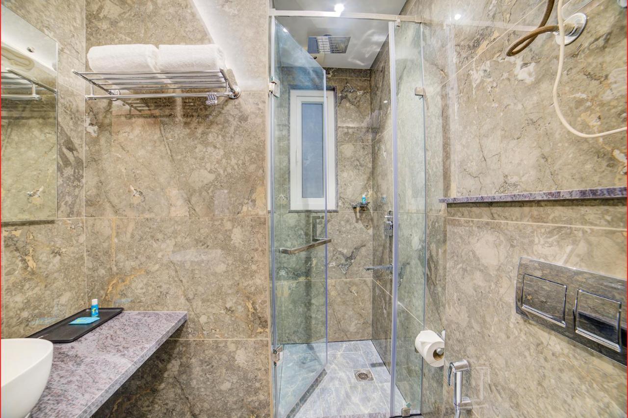 Fabhotel Exotica Greenpark Нью-Дели Экстерьер фото
