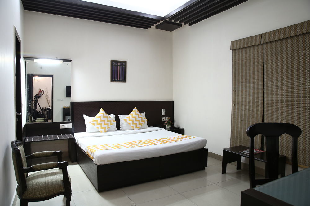 Fabhotel Exotica Greenpark Нью-Дели Экстерьер фото